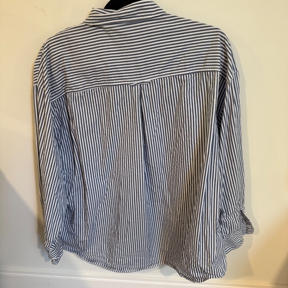 Old Navy The Boyfriend Shirt Blue & White Striped - Picture 2 of 3